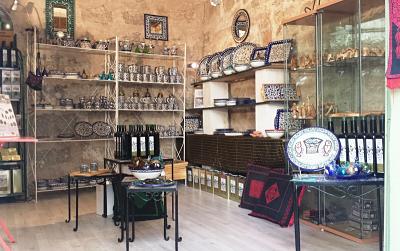 Nouveau : une boutique du Philistin à Pézenas (34)‏